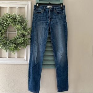 Abercrombie & Fitch Jeans Size 4